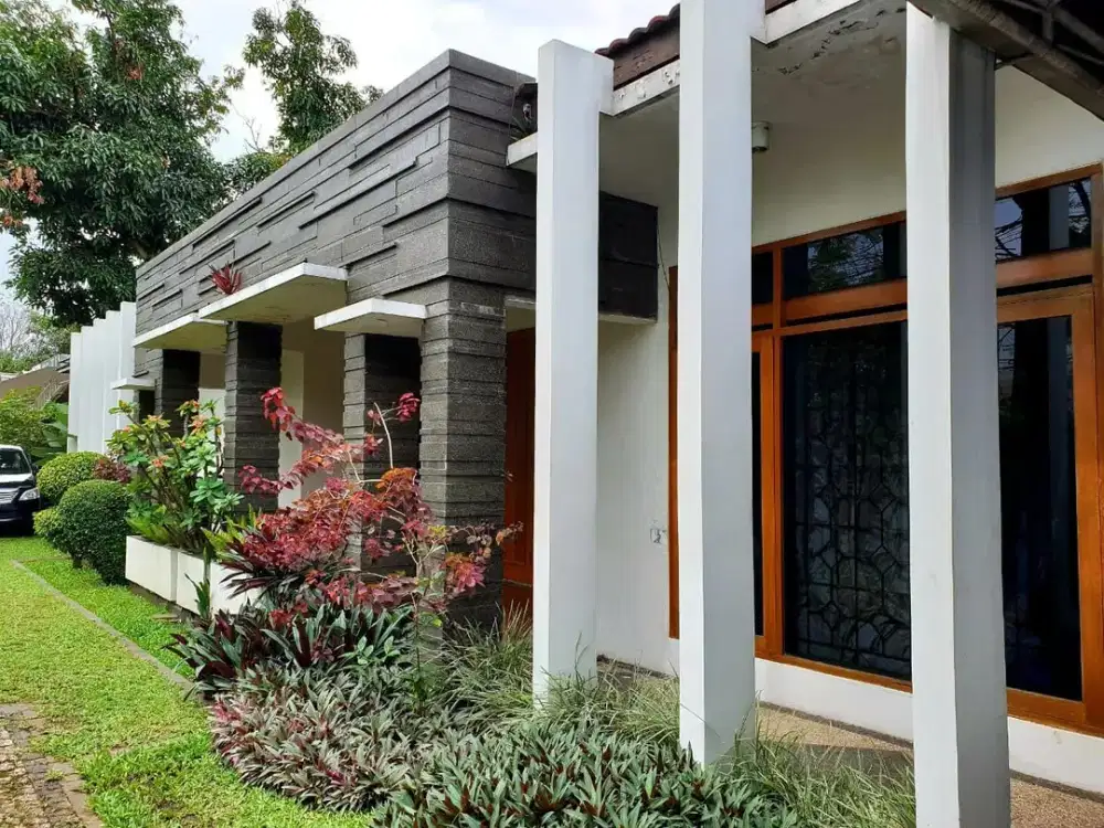 RUMAH BAGUS MAINROAD ARCAMANIK BANDUNG Strategis Pusat Kuliner