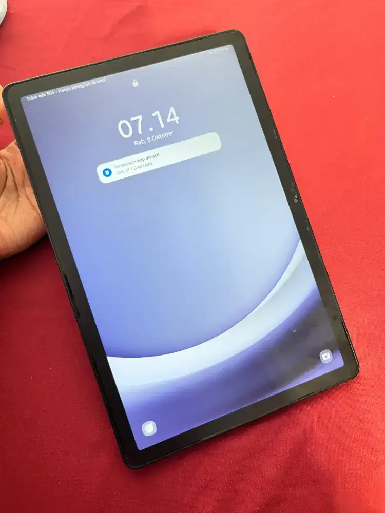 Samsung galaxy tab A9+5g
Internal 8/128Gb second