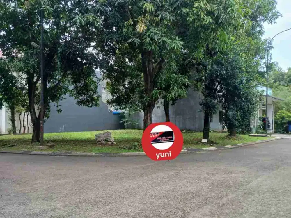 Tanah jual   hoek dekat sport club dilegenda wisata