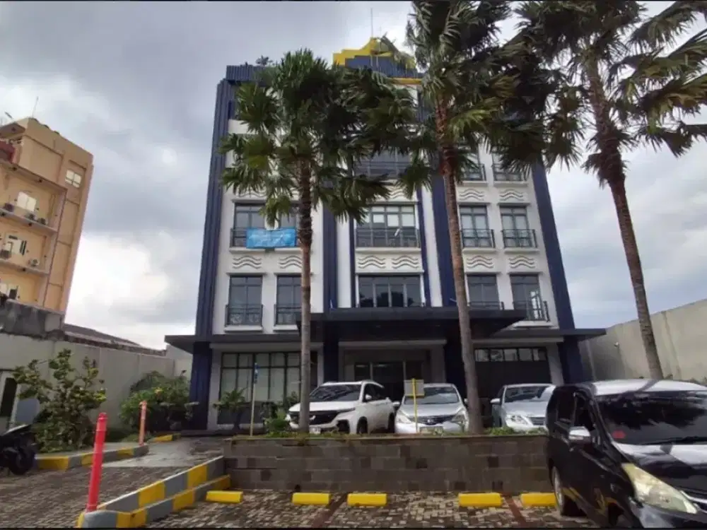 Di Sewakan Gedung Komersial lokasi strategis, Bangunan Baru, Lbk Bulus