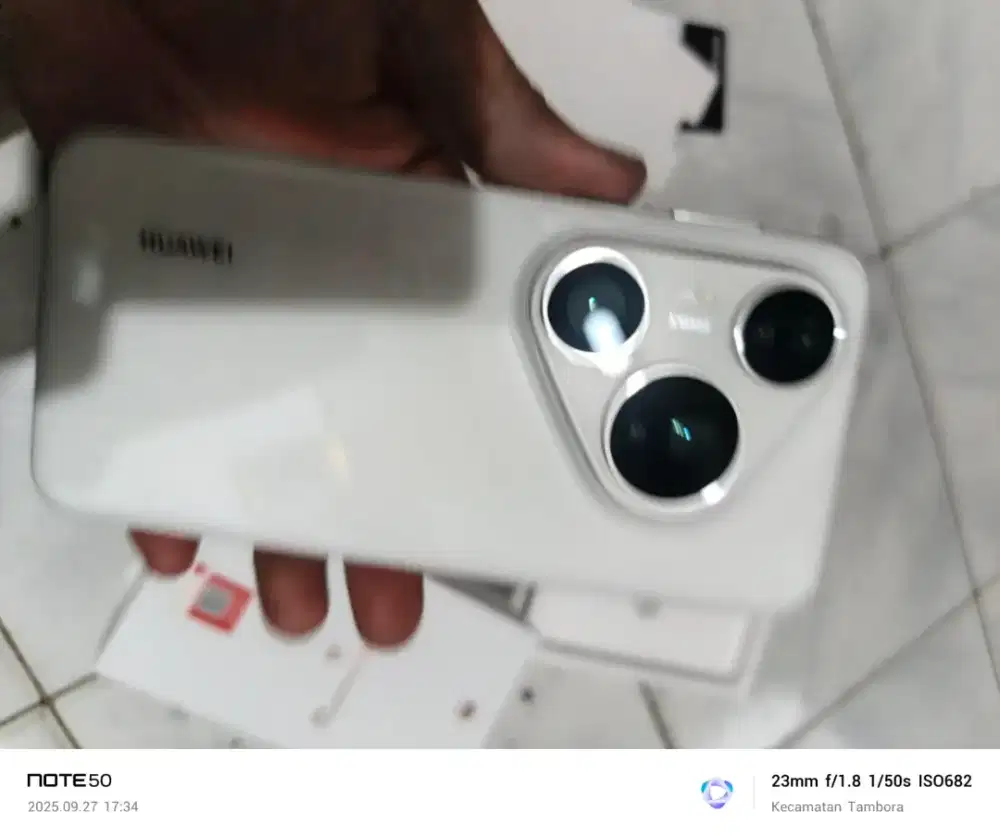 Jual Huawei pura 80 pro varian tertinggi ram 12/512 terima TT