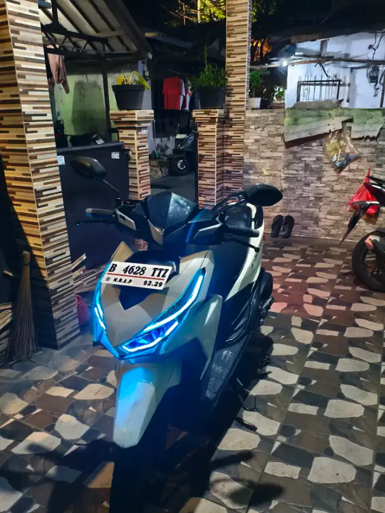 Vario 150 led old 2017