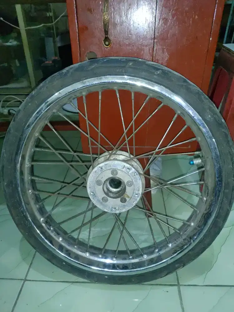 Velg + ban yamaha VIXION