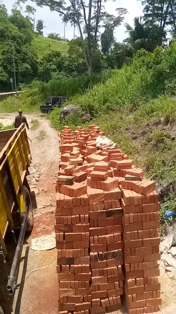 Batu bata merah press