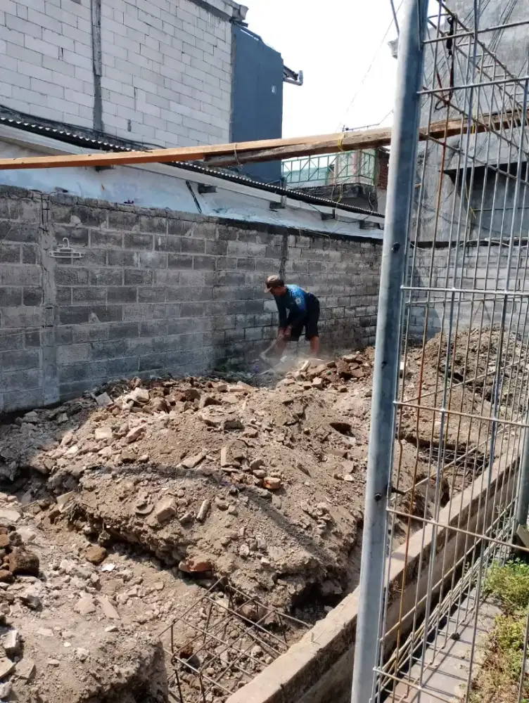 Jasa tukang bangunan,renovasi,cat dinding,plavon,kebocoran,listrik