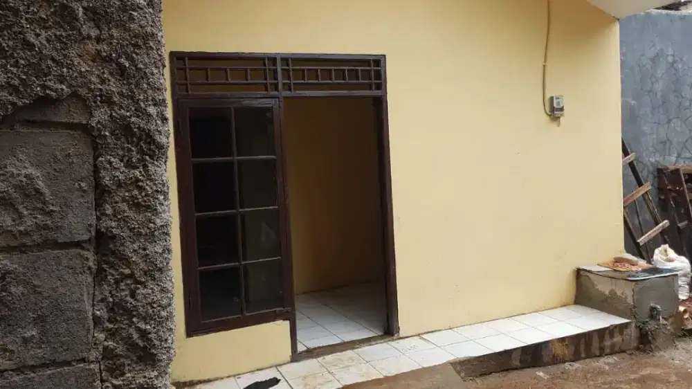 Dikontrakan Rumah tingkat