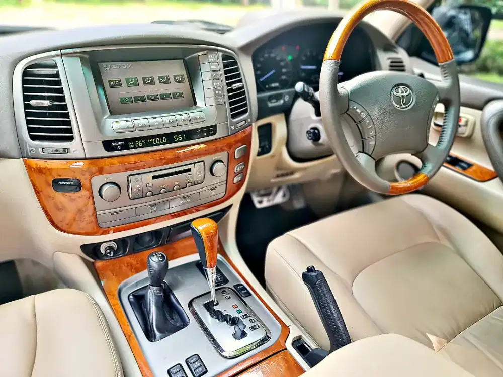 CBU JAPAN V8 NEW MODEL FULL-SPEC LandCruiser land cruiser cygnus mewah