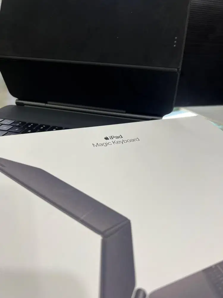 Magic keyboard 12,9 ins