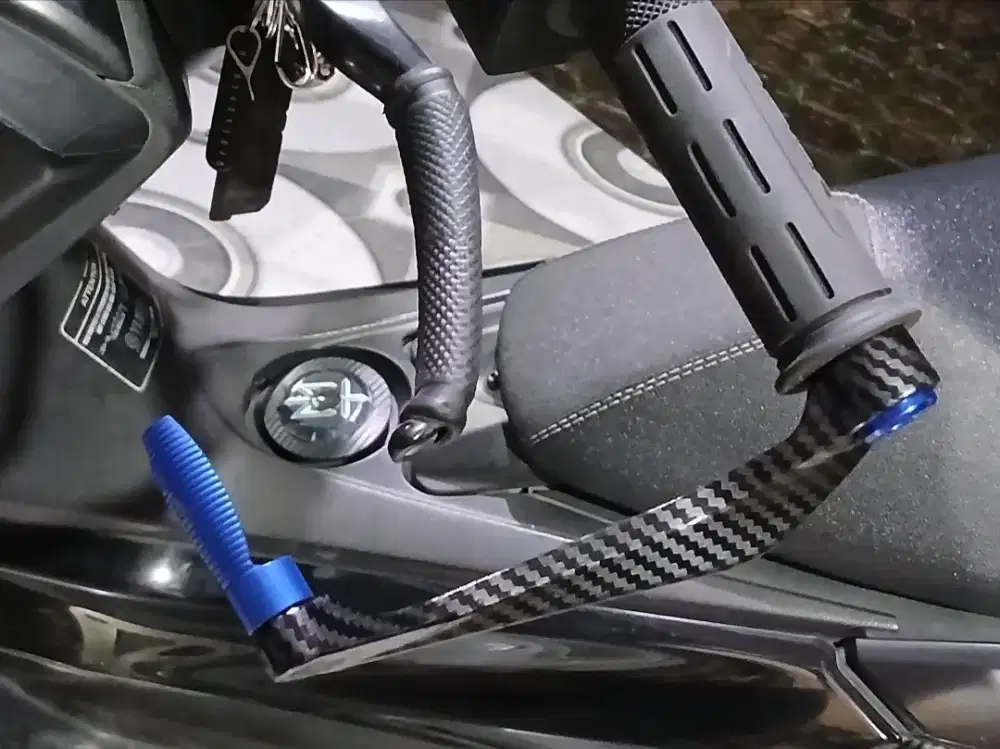 Proguard atau Protektor Stang _ Carbon WTP - Universal + Bonus