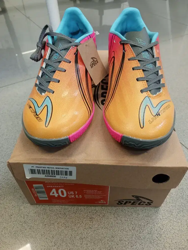 CUCI GUDANG, sepatu futsal Specs Accelerator Lightspeed4, BARU-LENGKAP