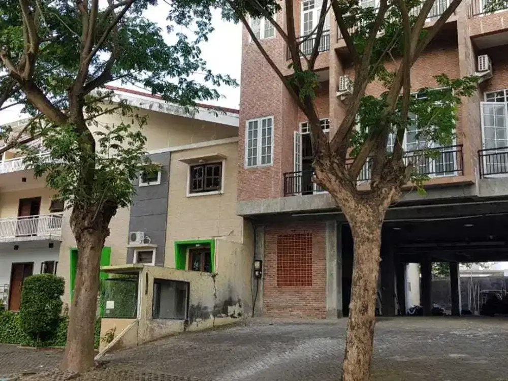 KOS MURAH CITRALAND DKT G WALK, UC,UNESA,PAKUWON INDAH, PURI WIDYA KENCANA, CIPUTRA WORLD, WATERFRONT