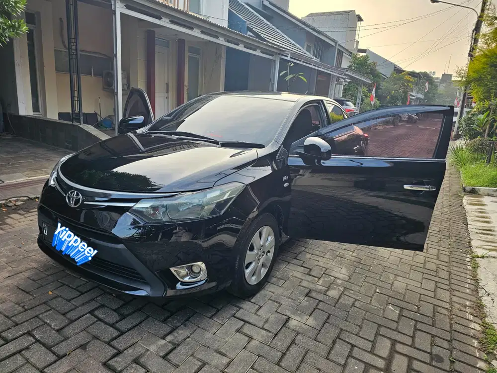 Toyota Limo 2014 Bensin