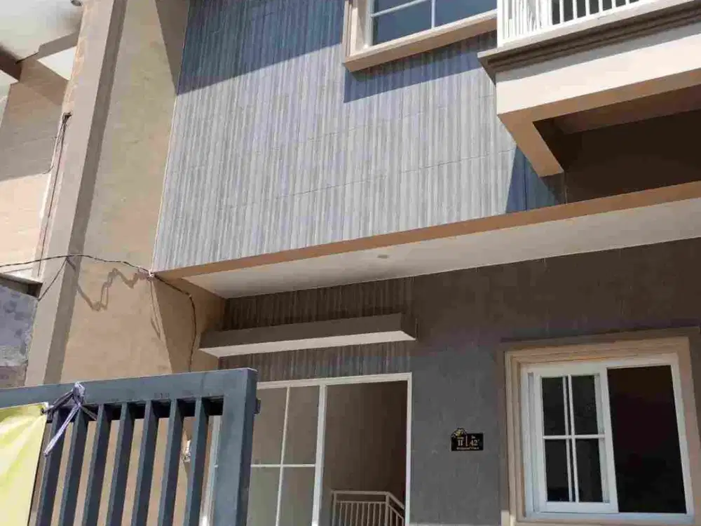 Di JuaL Rumah Mulyosari Baru Murah