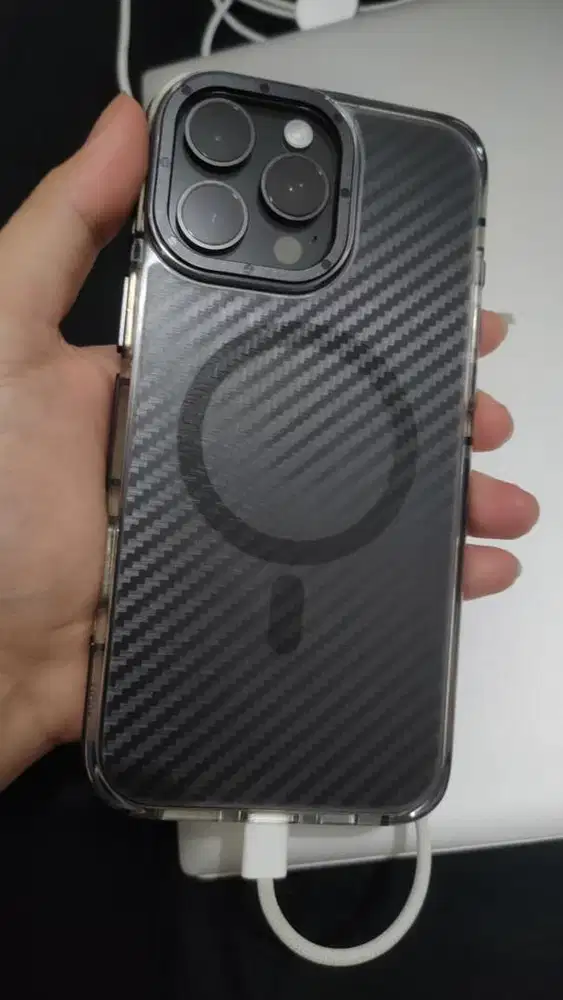 IPHONE 16 PRO MAX 512GB NEGO SAMA IWATCH 10 32jt