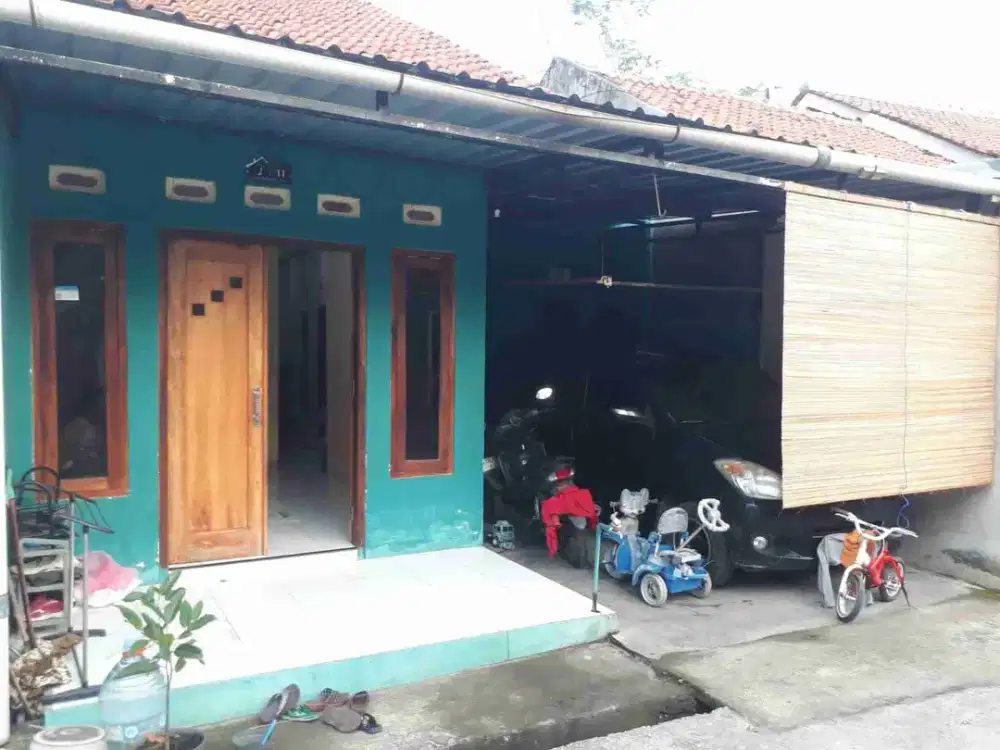 RUMAH TERMURAH SIAP HUNI DEKAT PASAR SALAMAN MAGELANG