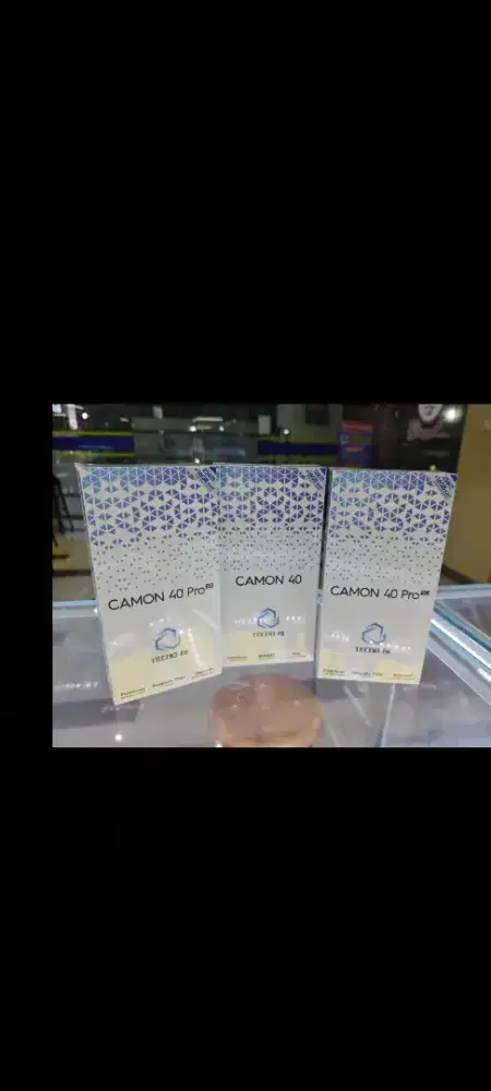 Tecno camon 40 256gb ram 8gb pro garansi resmi