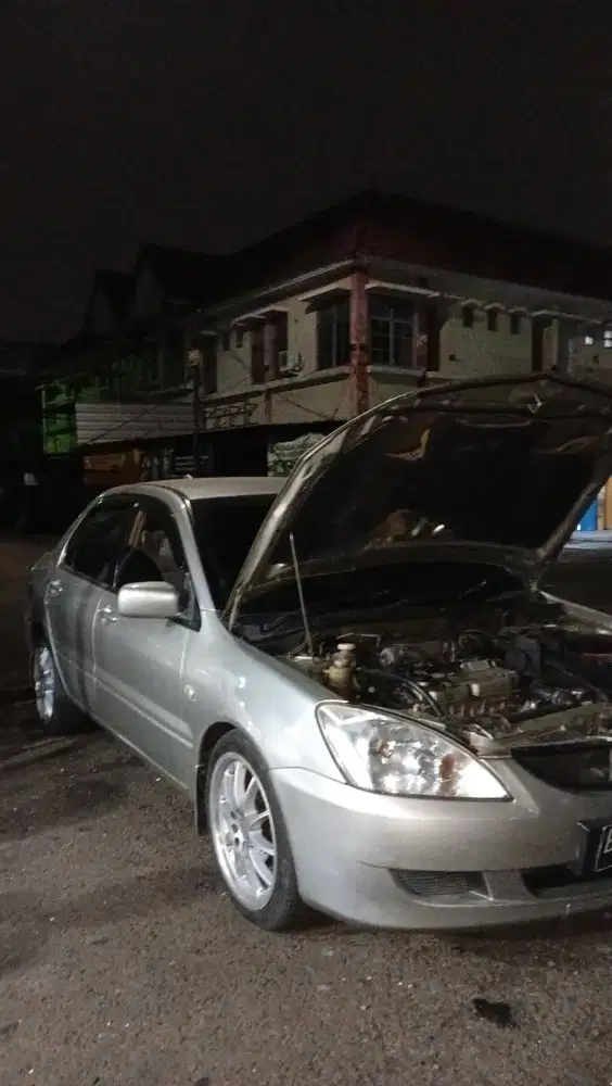 Mitsubishi Lancer Cedia CS5 1.8 2005 MT