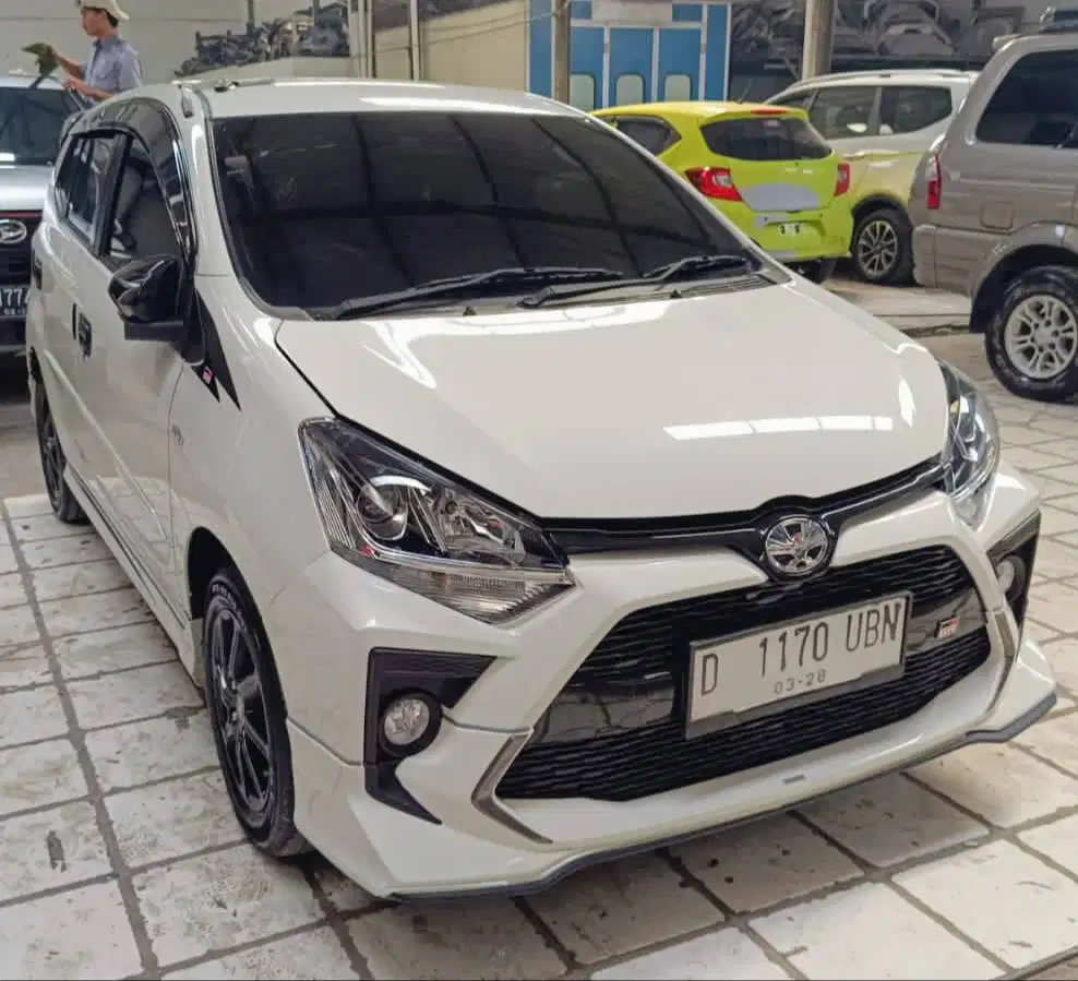 To Agya GR 1.2 Sport Manual