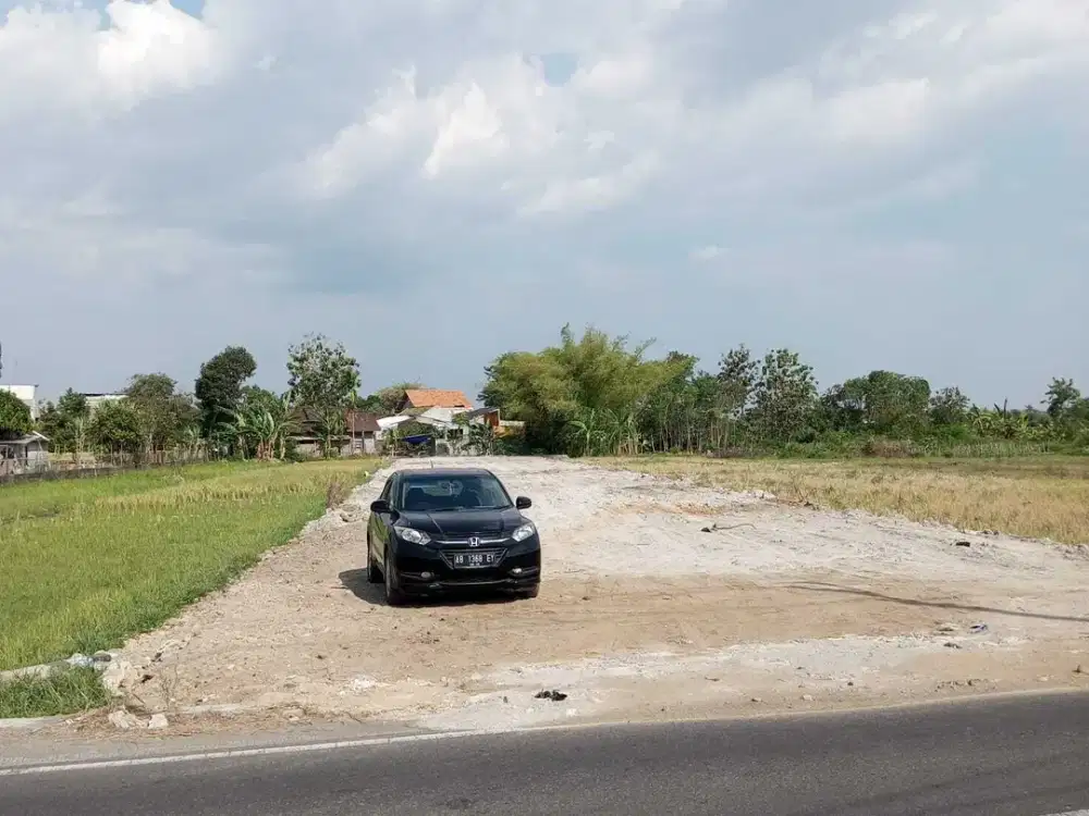 TEPI JALAN SIDOKARTO GODEAN: Tanah Dekat Ringroad Jogja