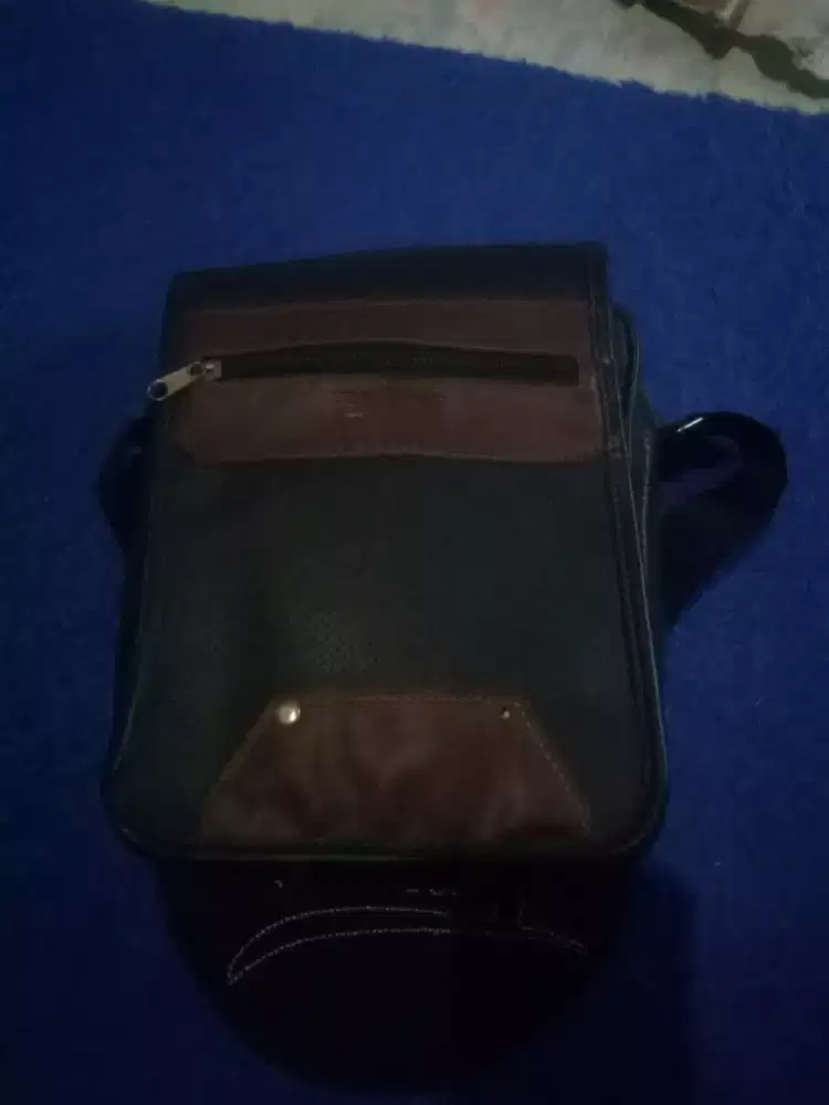 Tas kecil selendang murmer