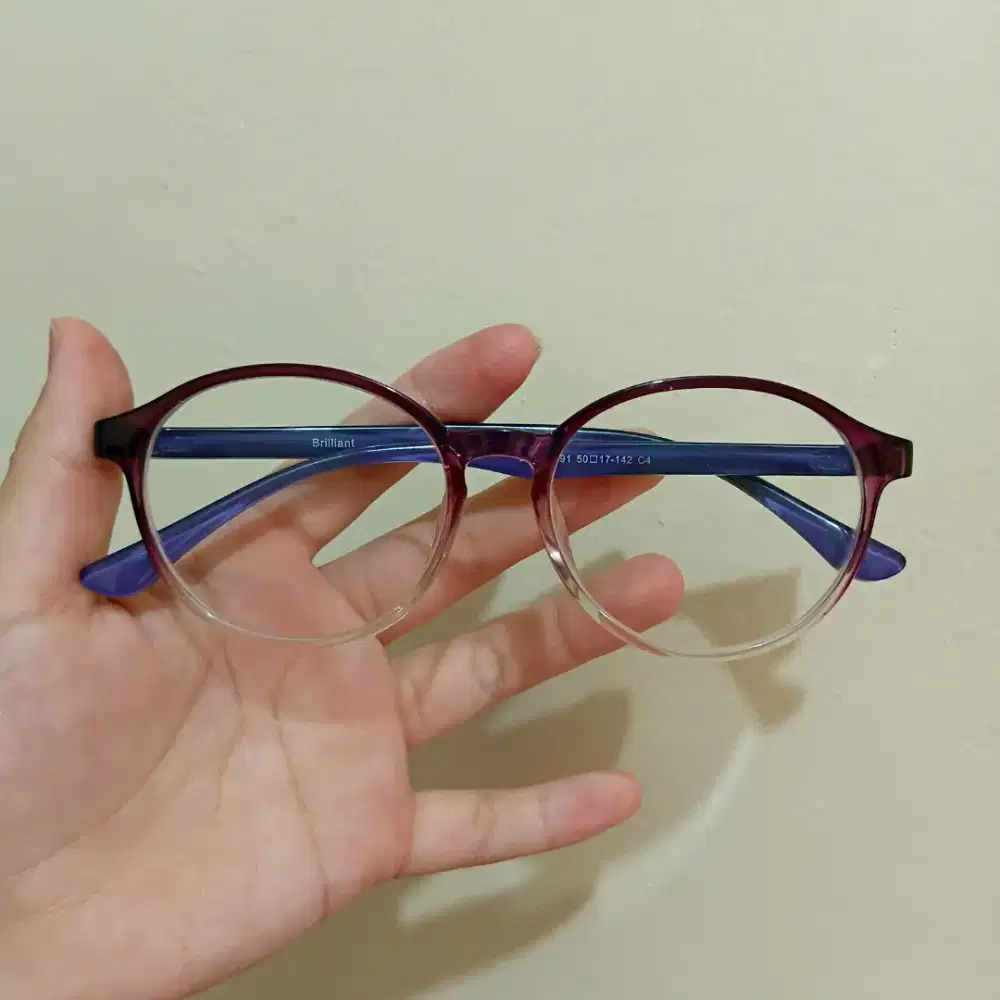 [PRELOVED] FRAME KACAMATA UNISEX PRIA WANITA OPTIK OVAL GRADASI UNGU