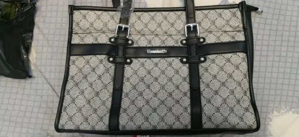 Tas wanita Elizabeth
