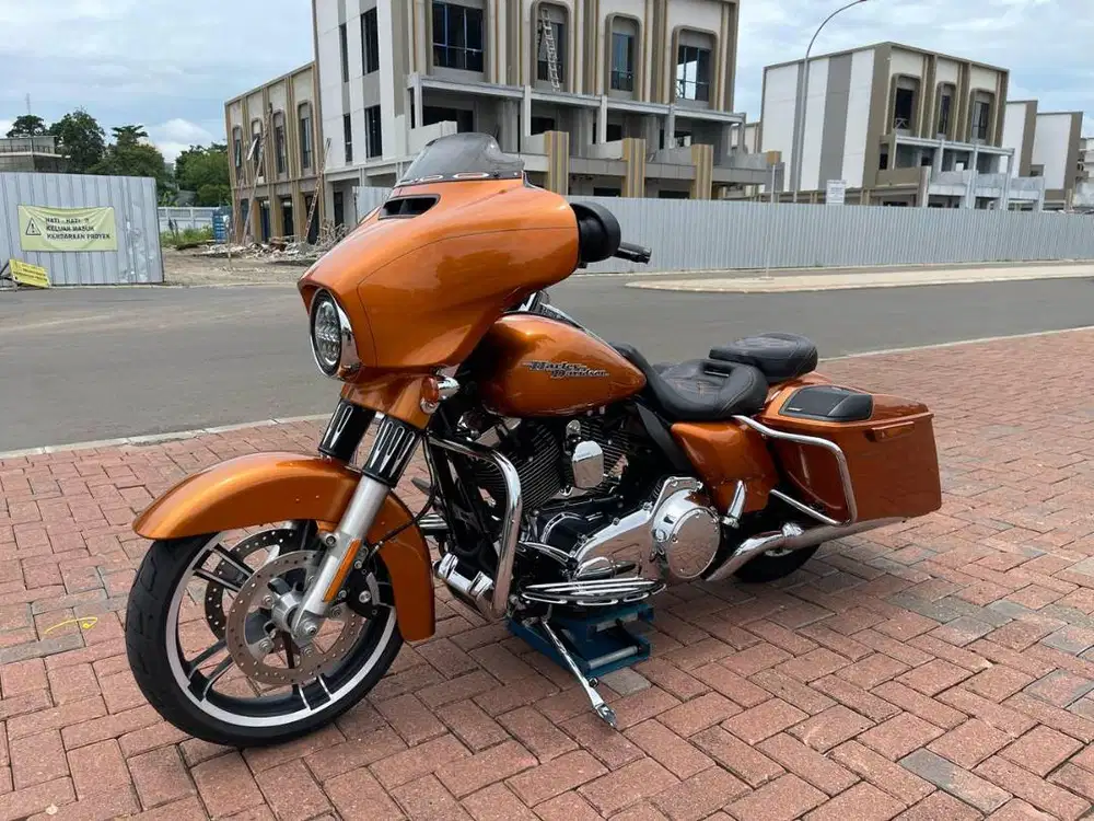 STREETGLIDE RUSHMORE 2014 KM19RB FULL PAPER