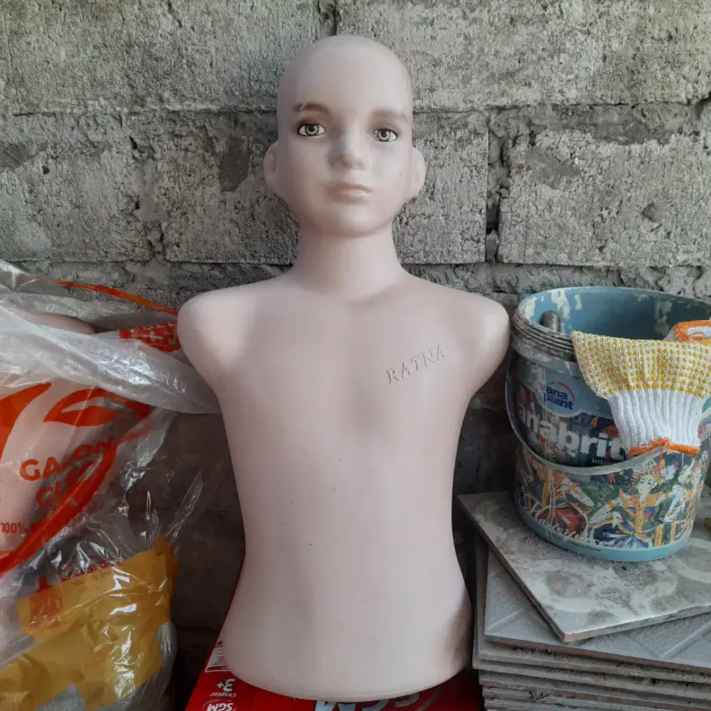 Dijual patung anak 26pcs masih baru