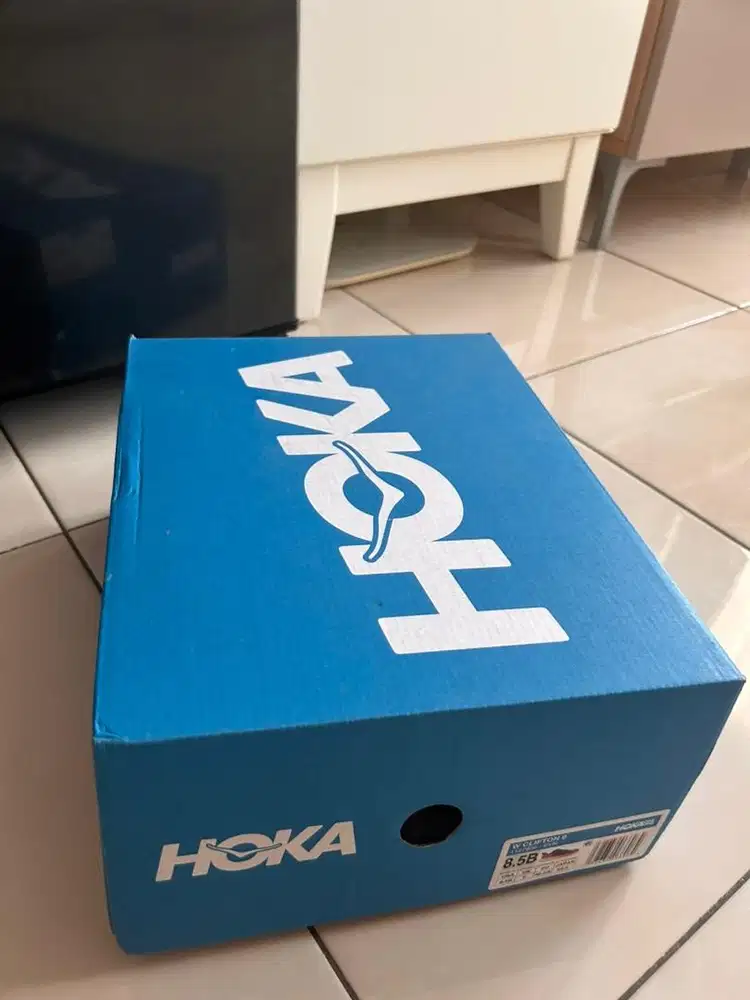 Box Hoka original