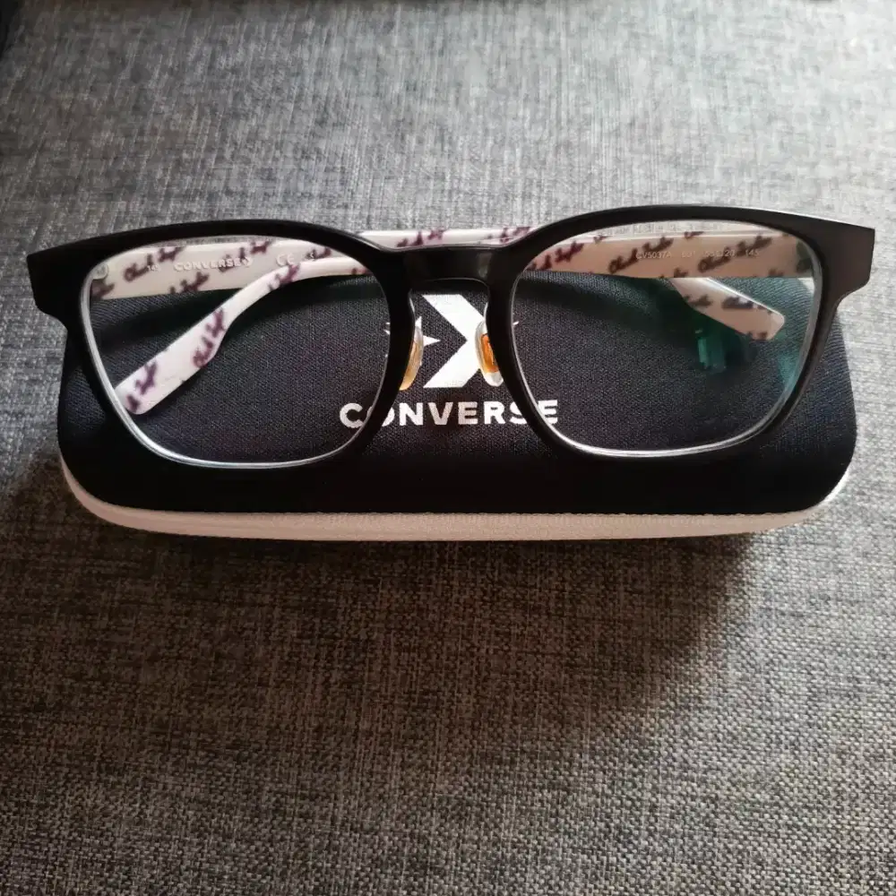 Frame Kacamata Converse Original