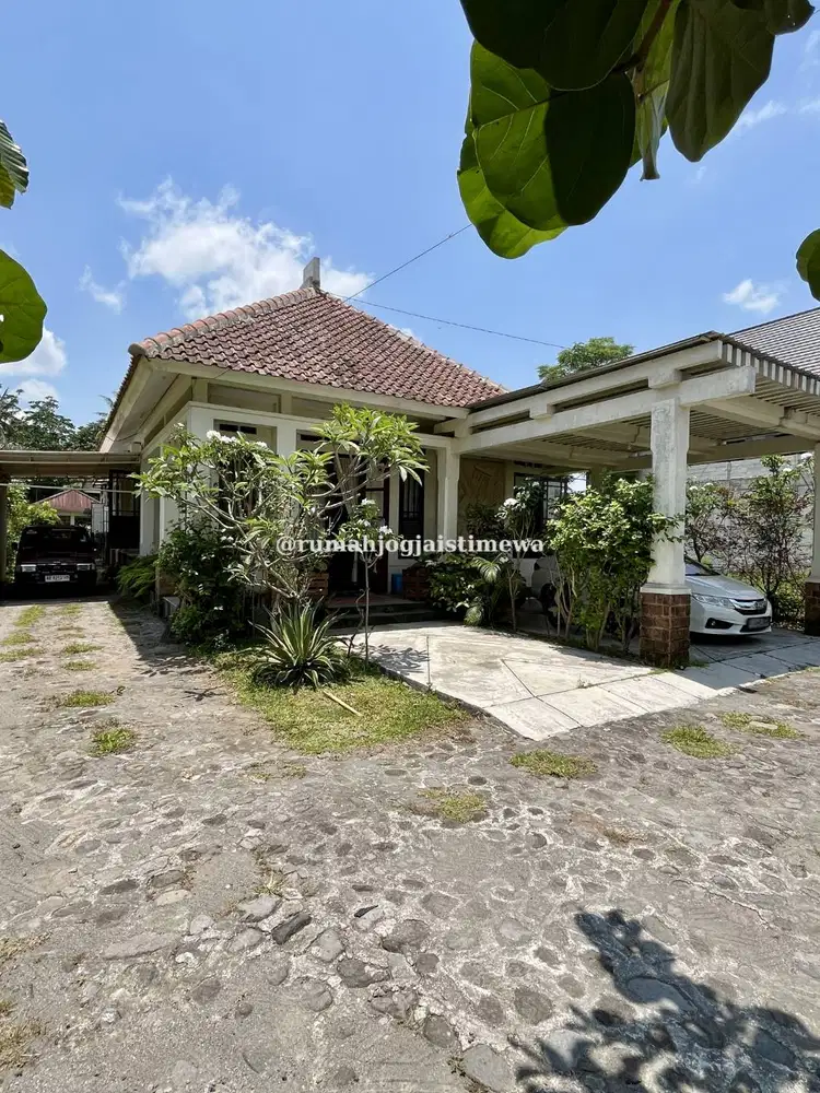 Rumah Model Calssic di Pakem Utara Kampus UII JL Kaliurang