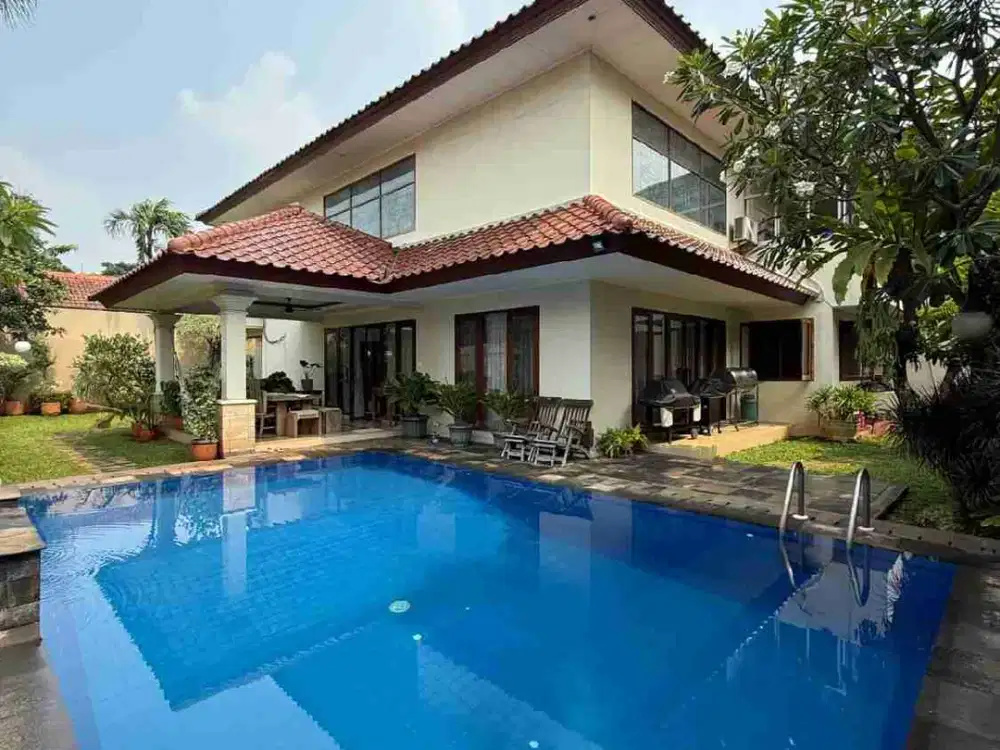 MODERN LUXURIOUS HOUSE DI AMPERA KEMANG