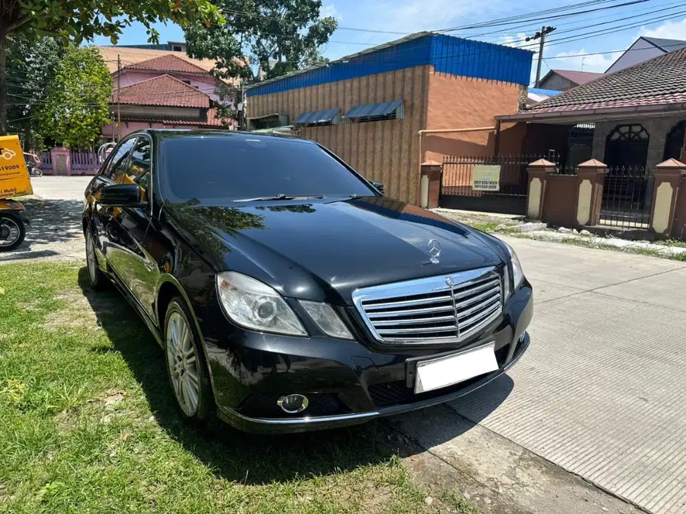 Mercedes Benz E250