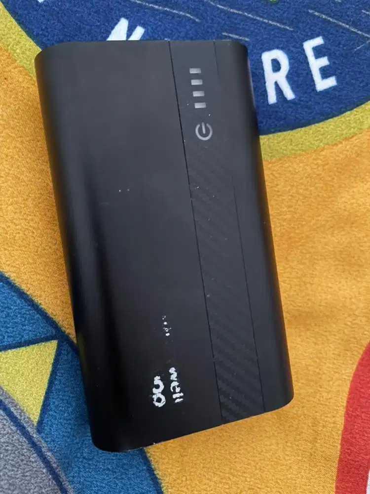 Power Bank out 1A & 2.1A