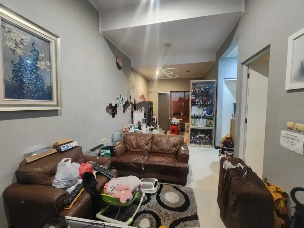 Rumah One Gate Sistem Nyaman Dihuni di Taman Kopo Indah 5