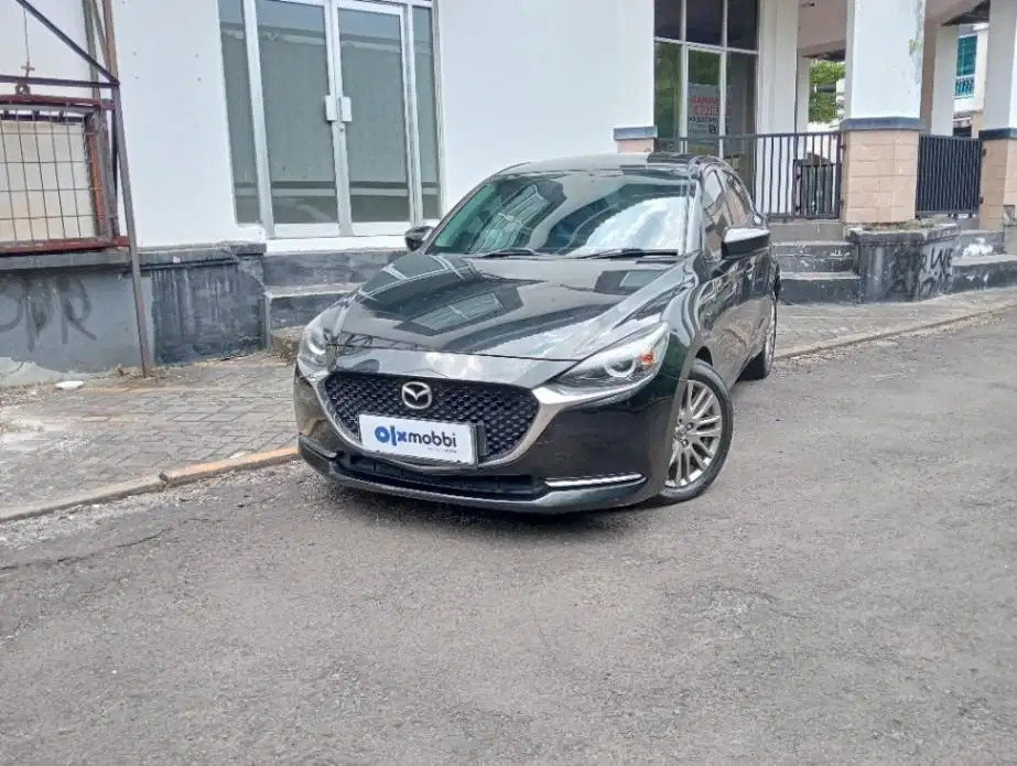 KM Rendah - MAZDA 2 1.5 SKYACTIV BENSIN A/T 2020 HITAM
