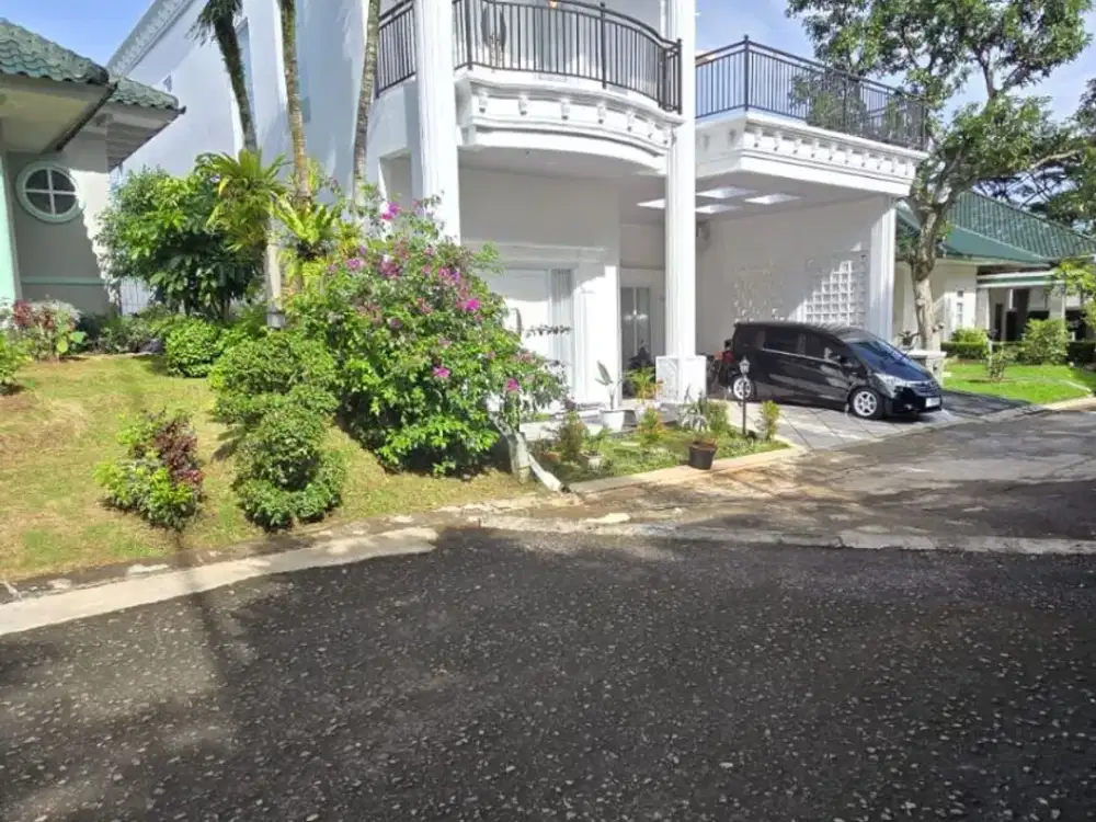 Dijual rumah classic modern depan taman sentul bogor