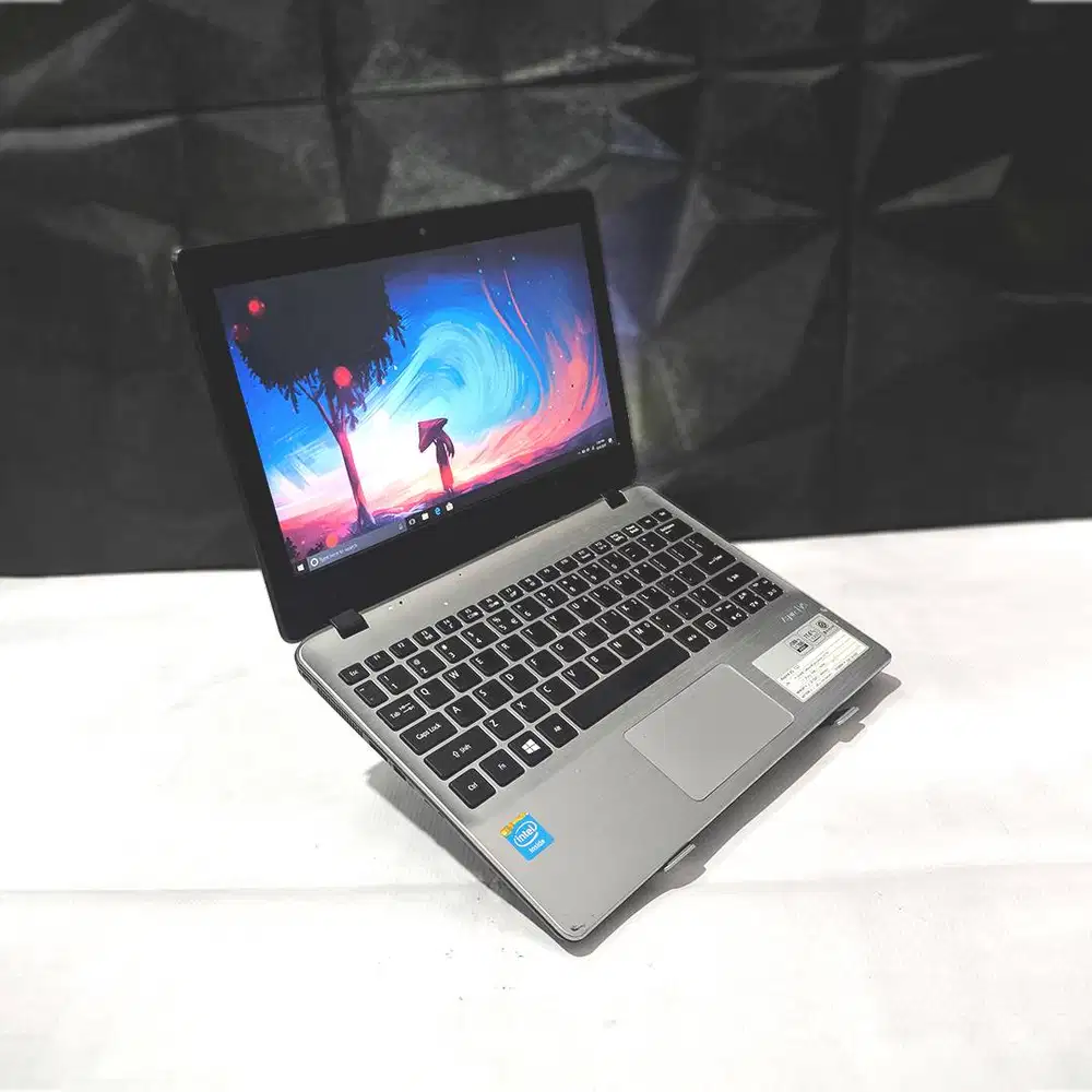 Ready Acer V5-132 Intel Celeron Ram 4GB HDD 500GB Normal Siap Pakai