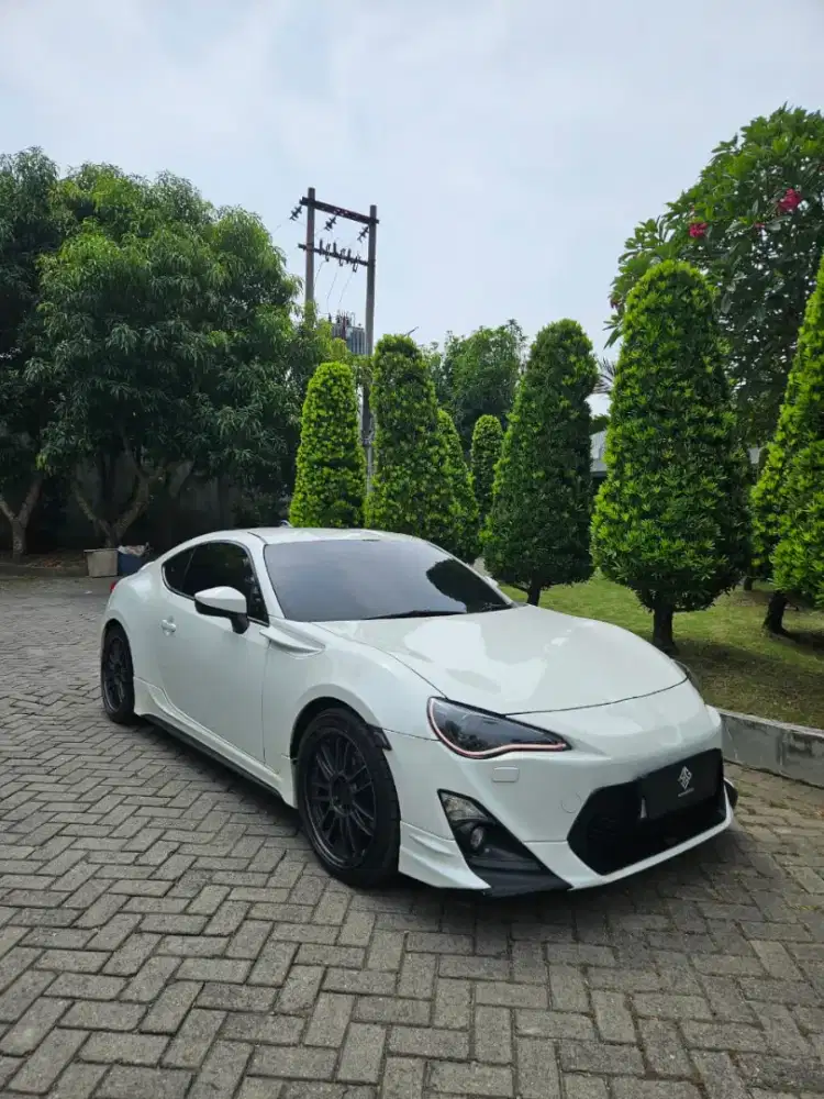 Toyota ft86 tahun 2012 trd matic