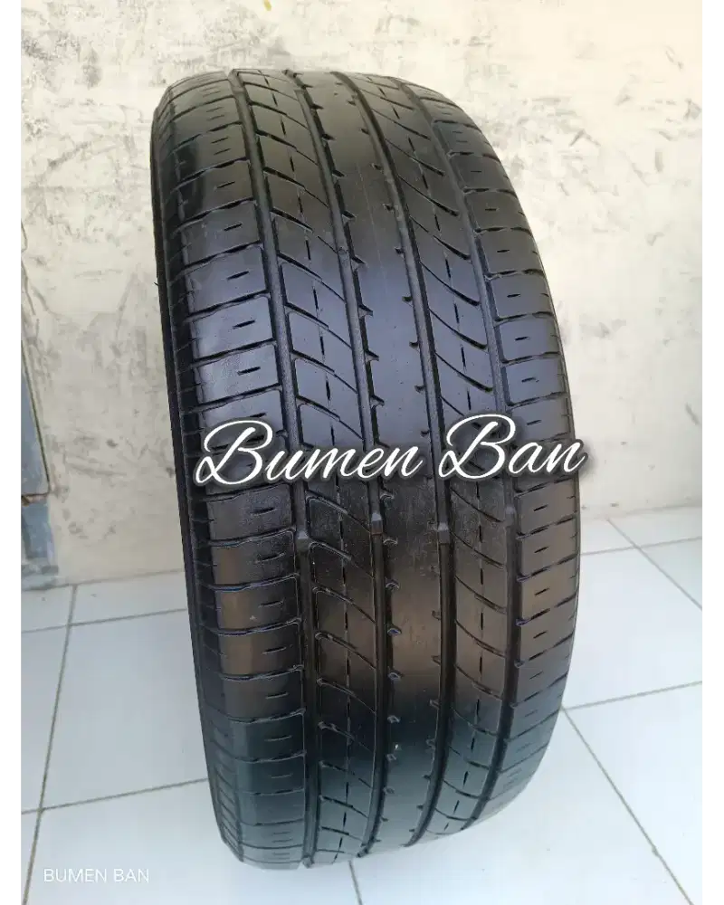Ban 235 50 R18 Toyo Tranpath R30 1Pcs