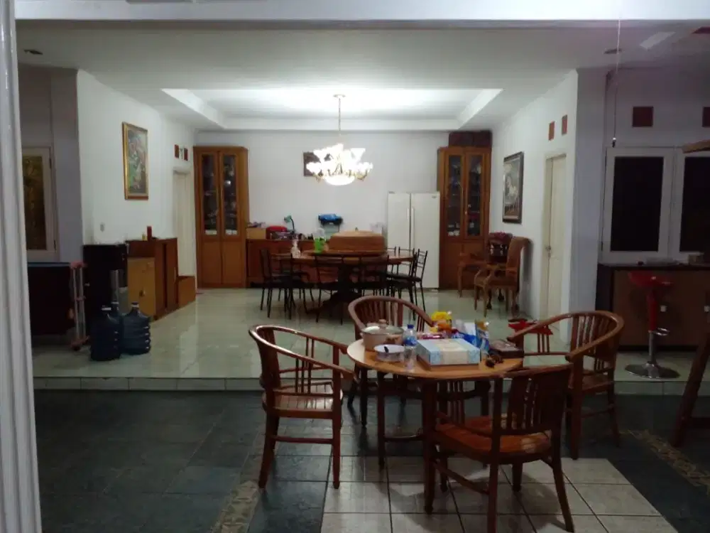 Dijual Rumah Siap Huni 2 Lantai di Taman Giri Loka BSD City