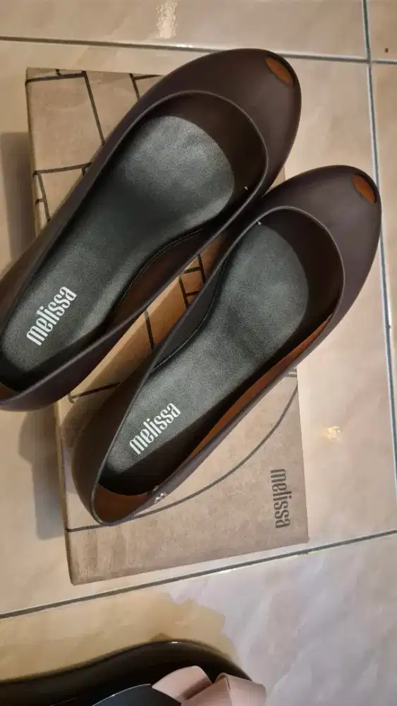 Jual melissa ultra girl basic II AD,brown