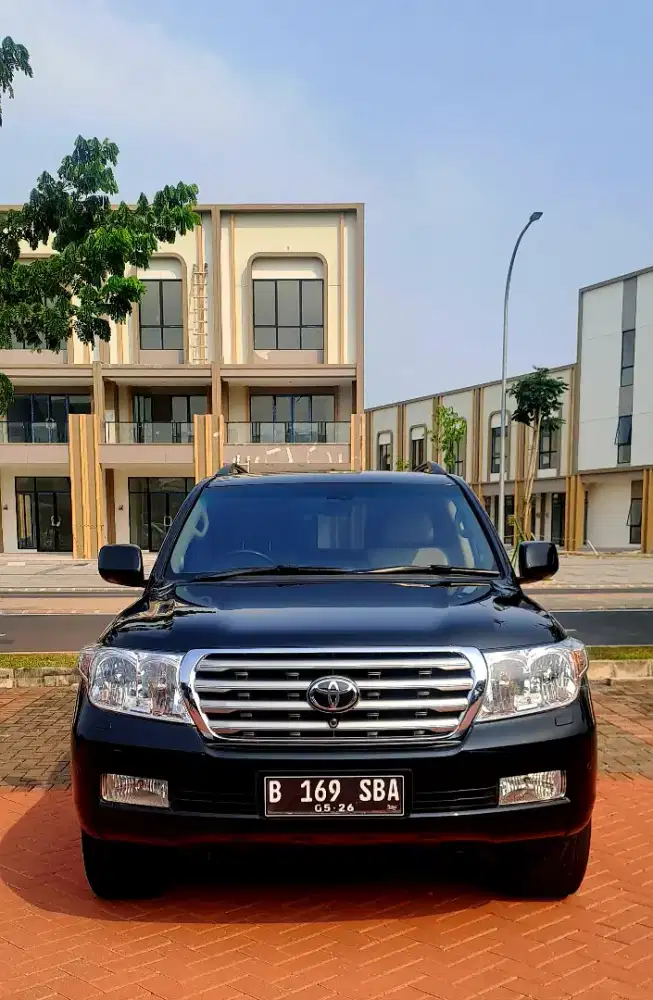 Land Cruiser ZX Bensin A/T 2010