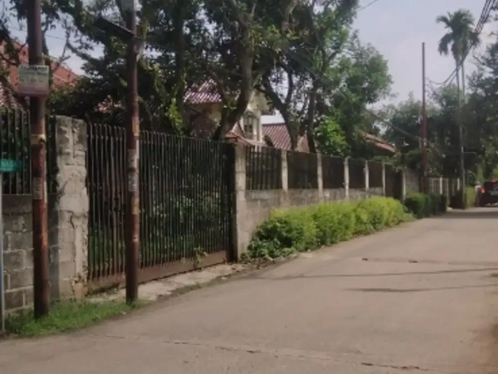 beli tanah bonus rumah SHM jln prius 2 mobil dekat pondok cabe