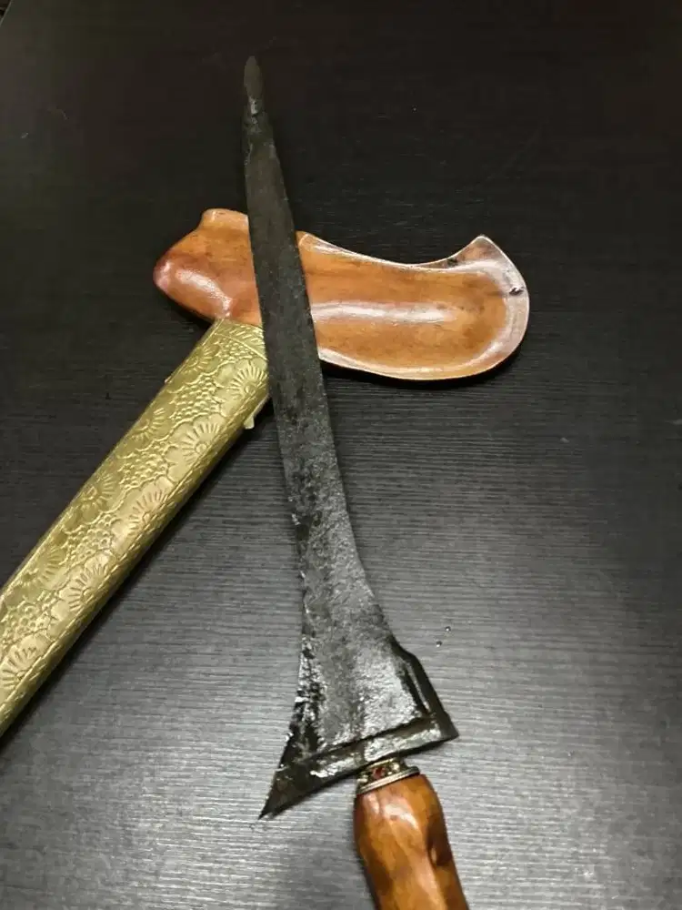 Keris sepuh Brojol pamor Keleng era Padjajaran sepuh