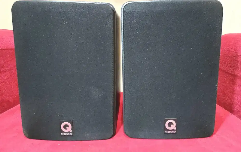 Speaker Bookself Q acoustic 1010i
