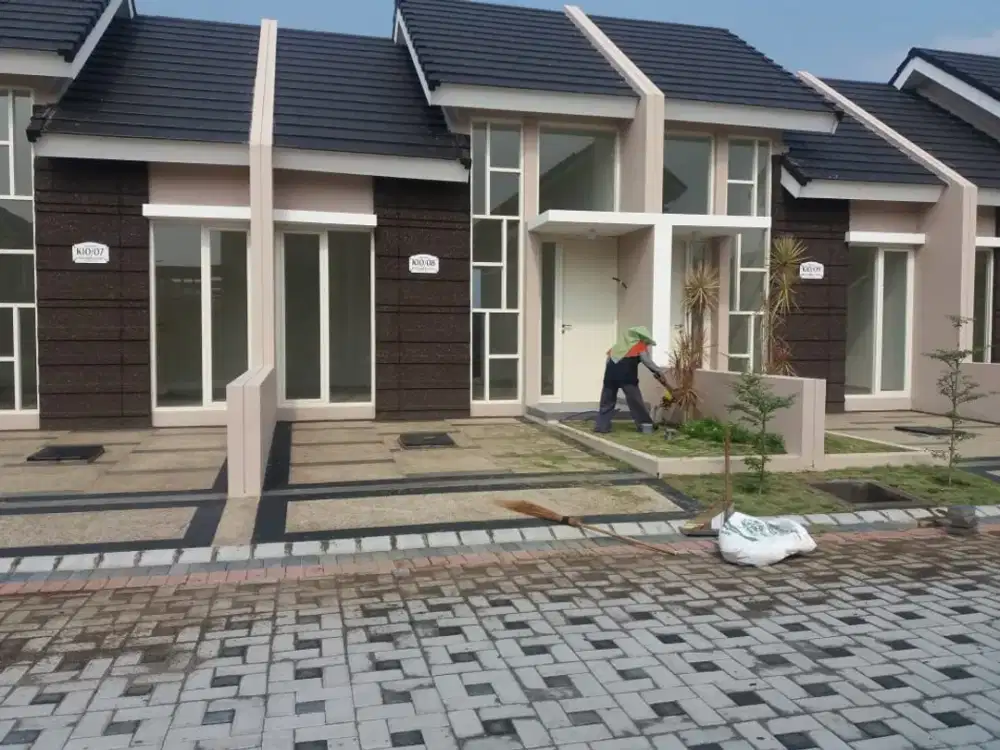 Dijual Rumah PURI SAFIRA REGENCY MENGANTI GRESIK  CLUSTER SANAYA