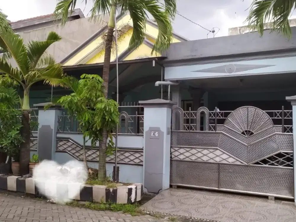 Dijual Rumah Second Kawasan Kebraon Surabaya