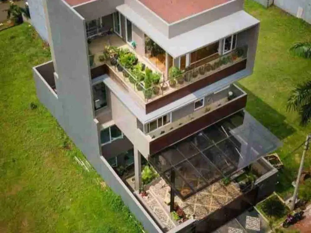 Dijual Rumah Mewah baru Fullyfurnish 4 lt pakai lift di Gading Serpong