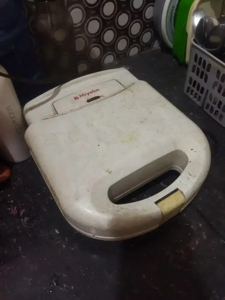 Panggangan roti merek miyako